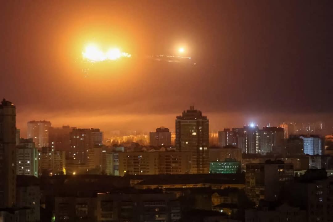 Guerre en Ukraine : une nouvelle attaque meurtrière de missiles russes sur Kiev fait douze morts