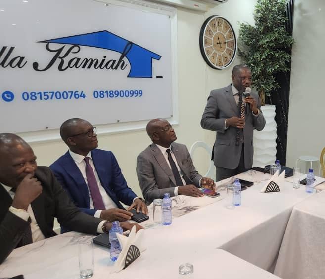 PDL 145 T : À Mongala, le sénateur Lingepo reconnaît avoir accusé à tort le Vice-ministre du budget de détournement de fonds publics.