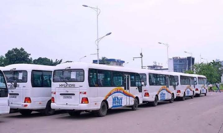 400 bus du programme « Esprit de vie » bloqués au port de Matadi depuis deux ans : un gâchis économique et social en RDC