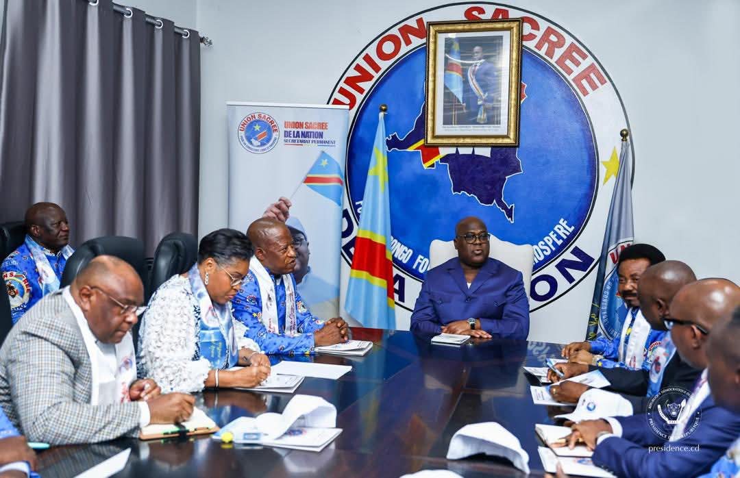 📢 Le Président Félix Tshisekedi réunit les cadres de l’USN pour renforcer l’unité et annonce un nouveau gouvernement !