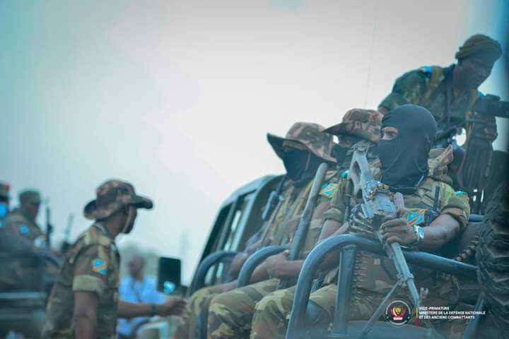 RDC : KINSHASA miliciens Mobondo capturés et 9 neutralisés à Kingakati (FARDC)