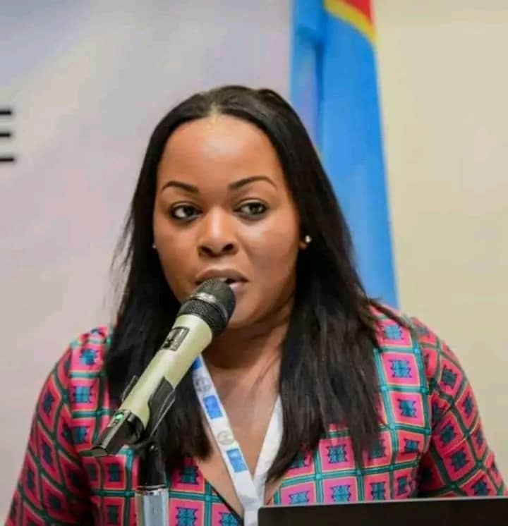 Démenti sur la prétendue obligation de paiement imposée à la Directrice de la Presse Présidentielle