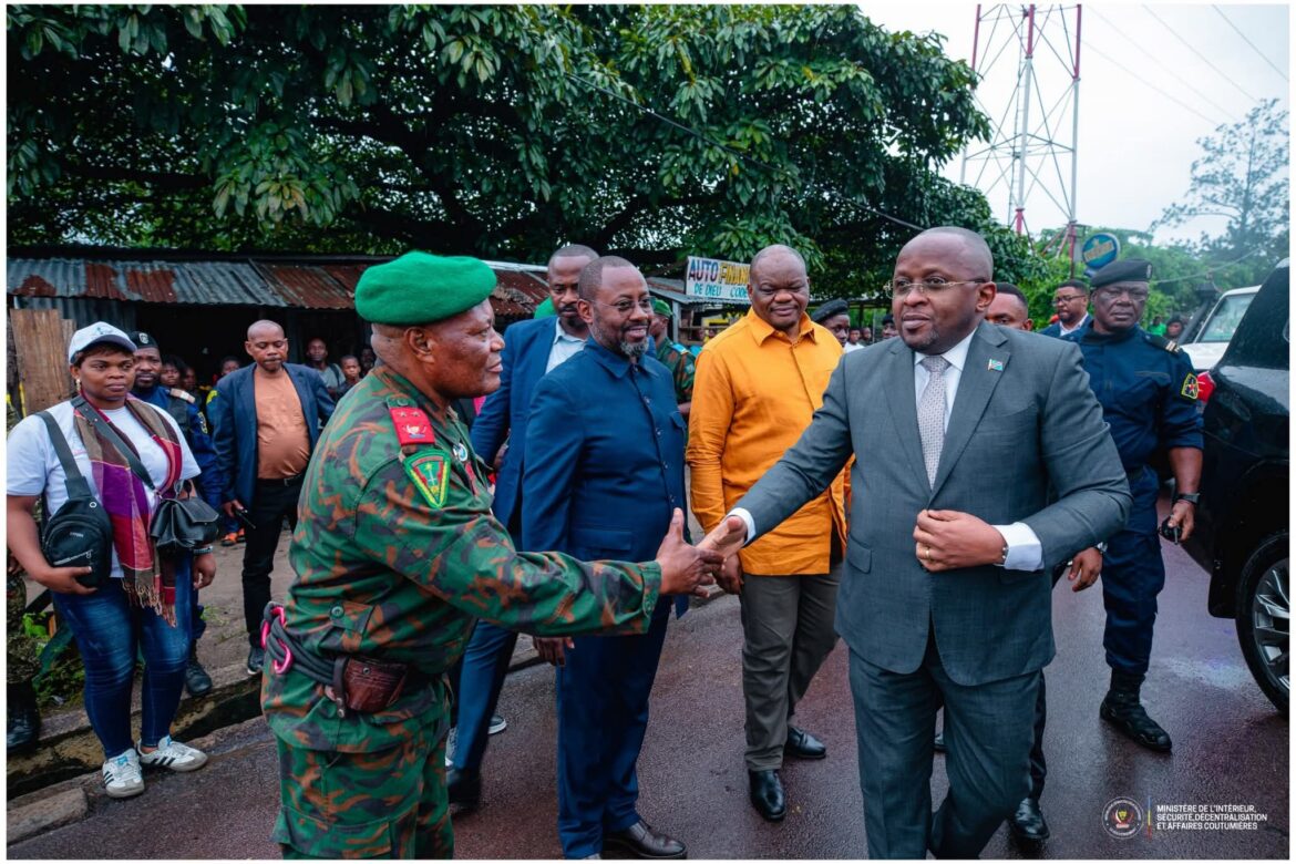 Lutte contre la milice “Mobondo” : le VPM SHABANI lance l’opération de désarmement et de démobilisation des ex-combattants